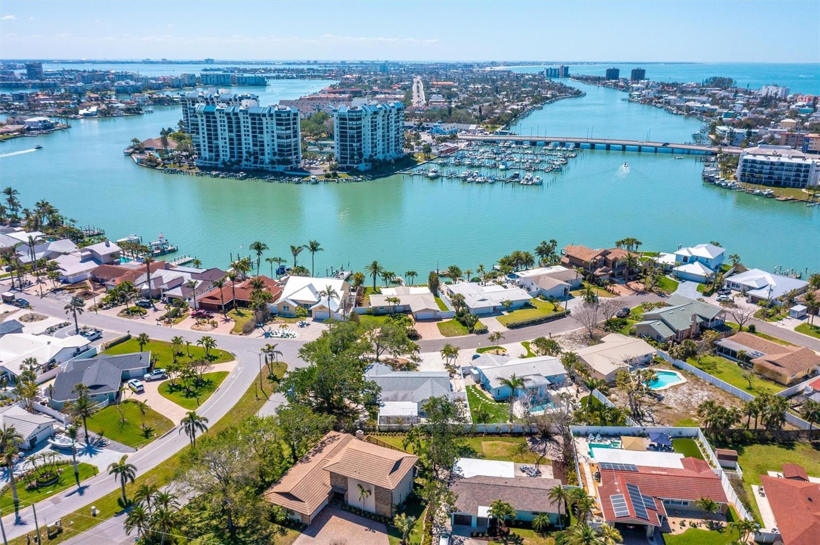 Image 81 of 90 For 10001 Yacht Club Drive