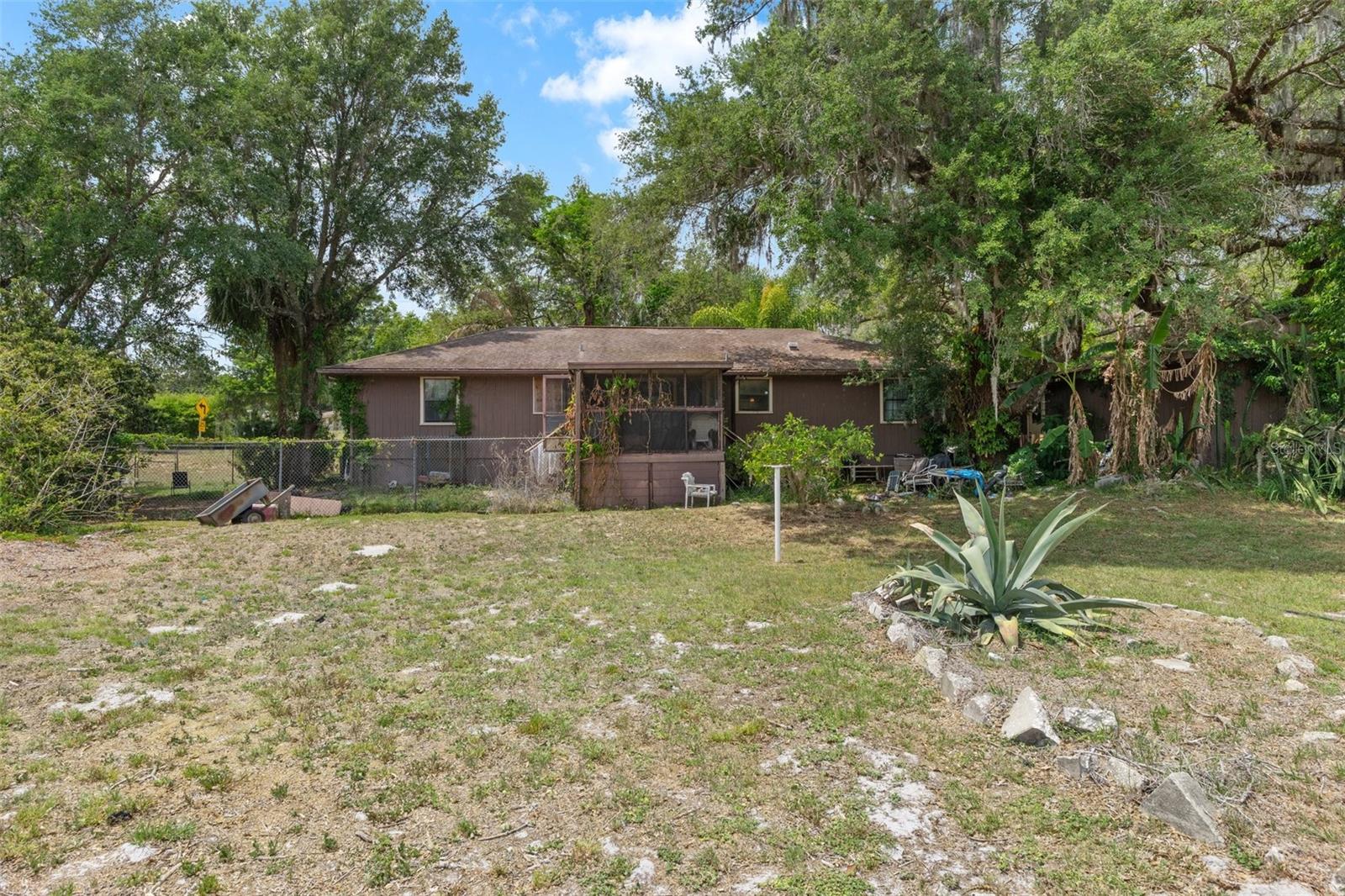 Image 17 of 23 For 4893 Old Floral City Road