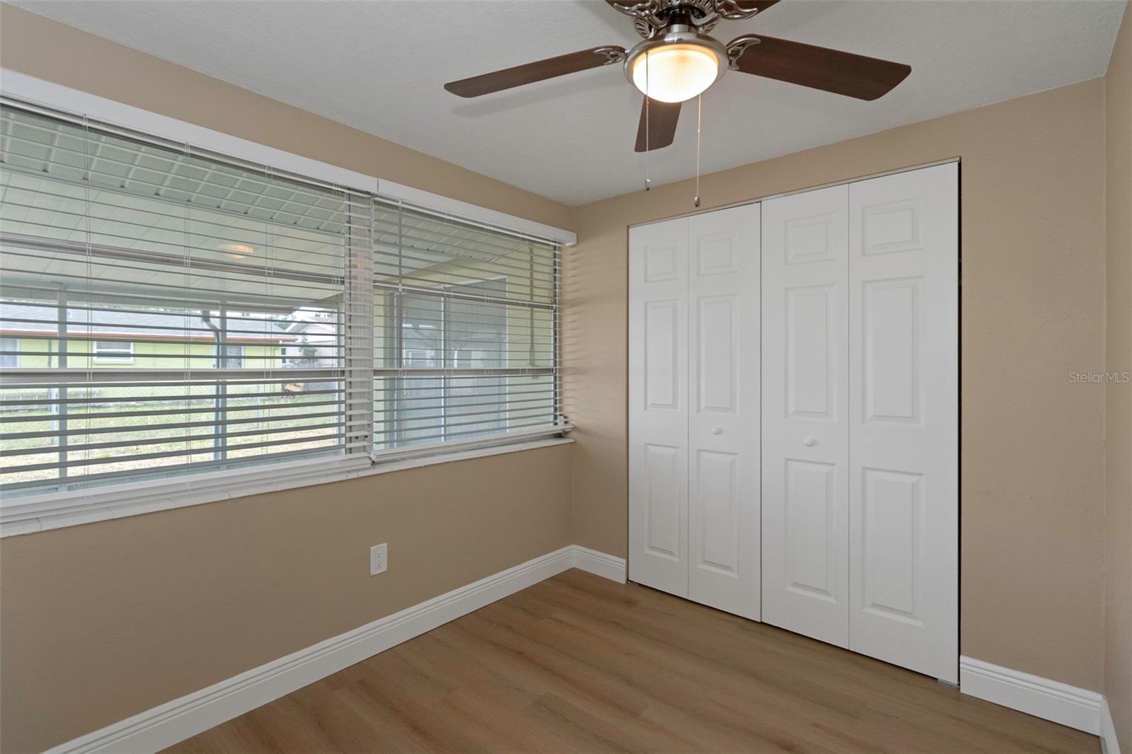 Image 12 of 27 For 6206 11th Avenue