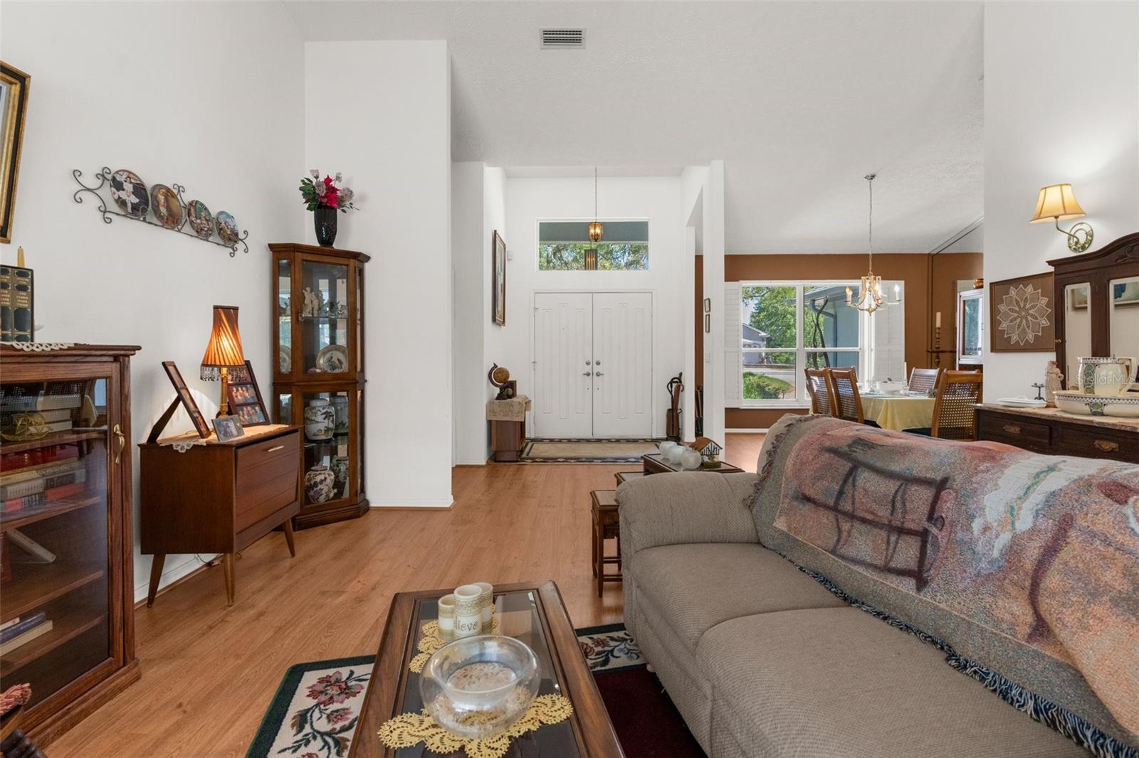 Image 11 of 55 For 18663 Autumn Lake Boulevard