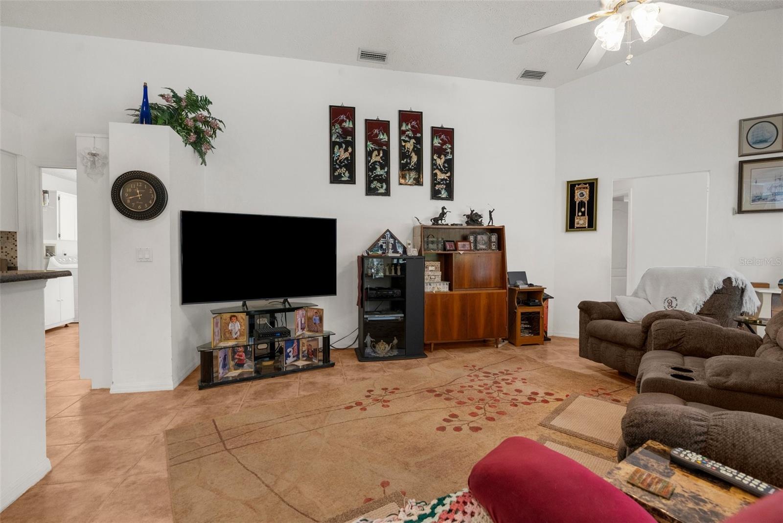 Image 13 of 55 For 18663 Autumn Lake Boulevard