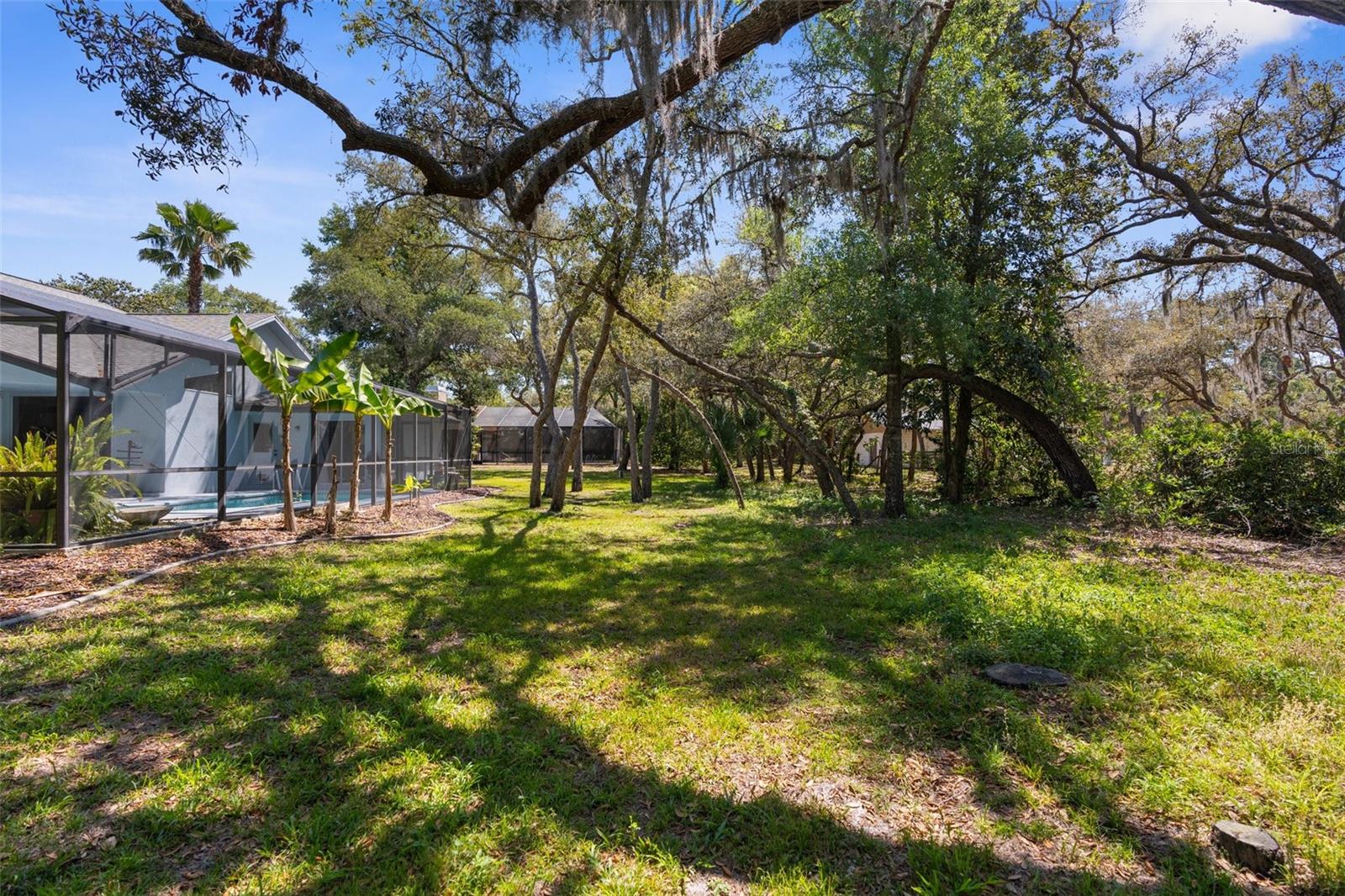 Image 44 of 55 For 18663 Autumn Lake Boulevard