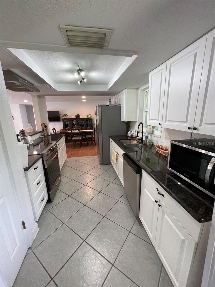 Image 27 of 57 For 5736 Colonial Drive