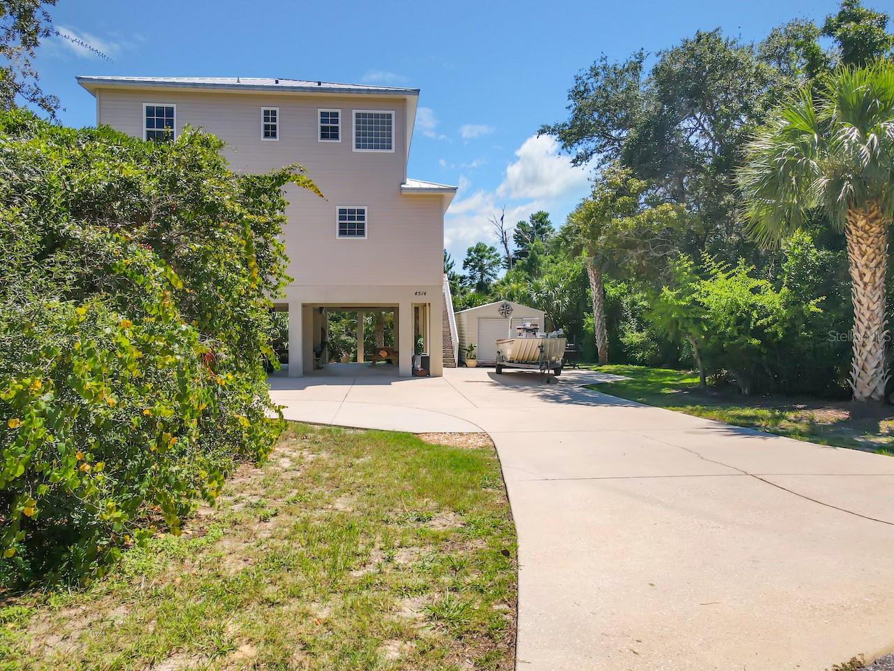 Image 2 of 74 For 4514 Fishman Avenue