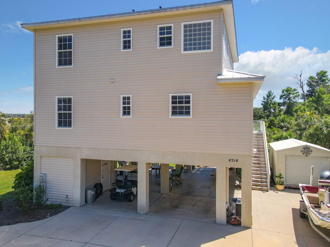 Image 3 of 74 For 4514 Fishman Avenue