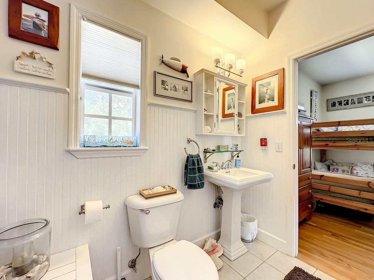 Image 37 of 74 For 4514 Fishman Avenue