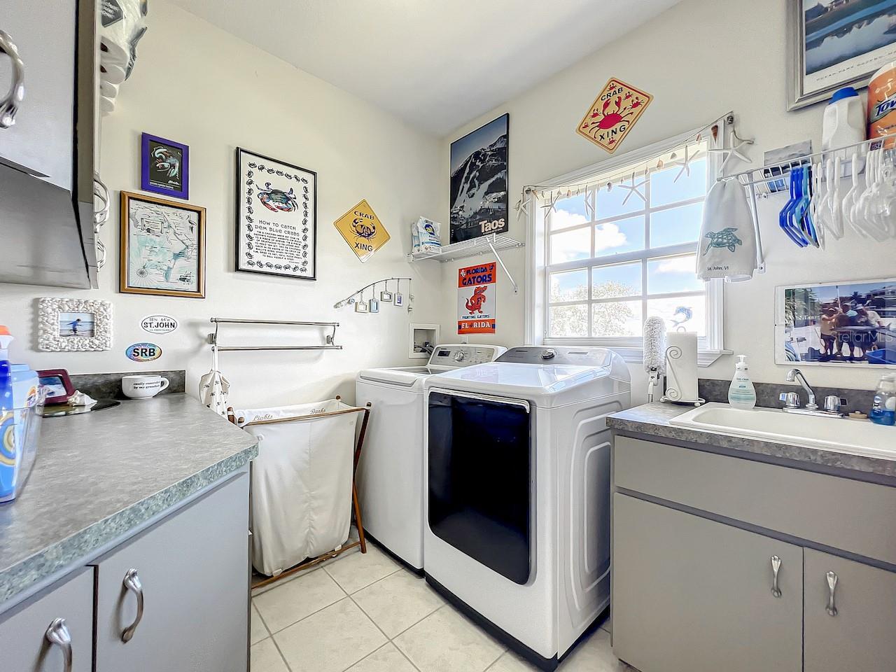 Image 45 of 74 For 4514 Fishman Avenue