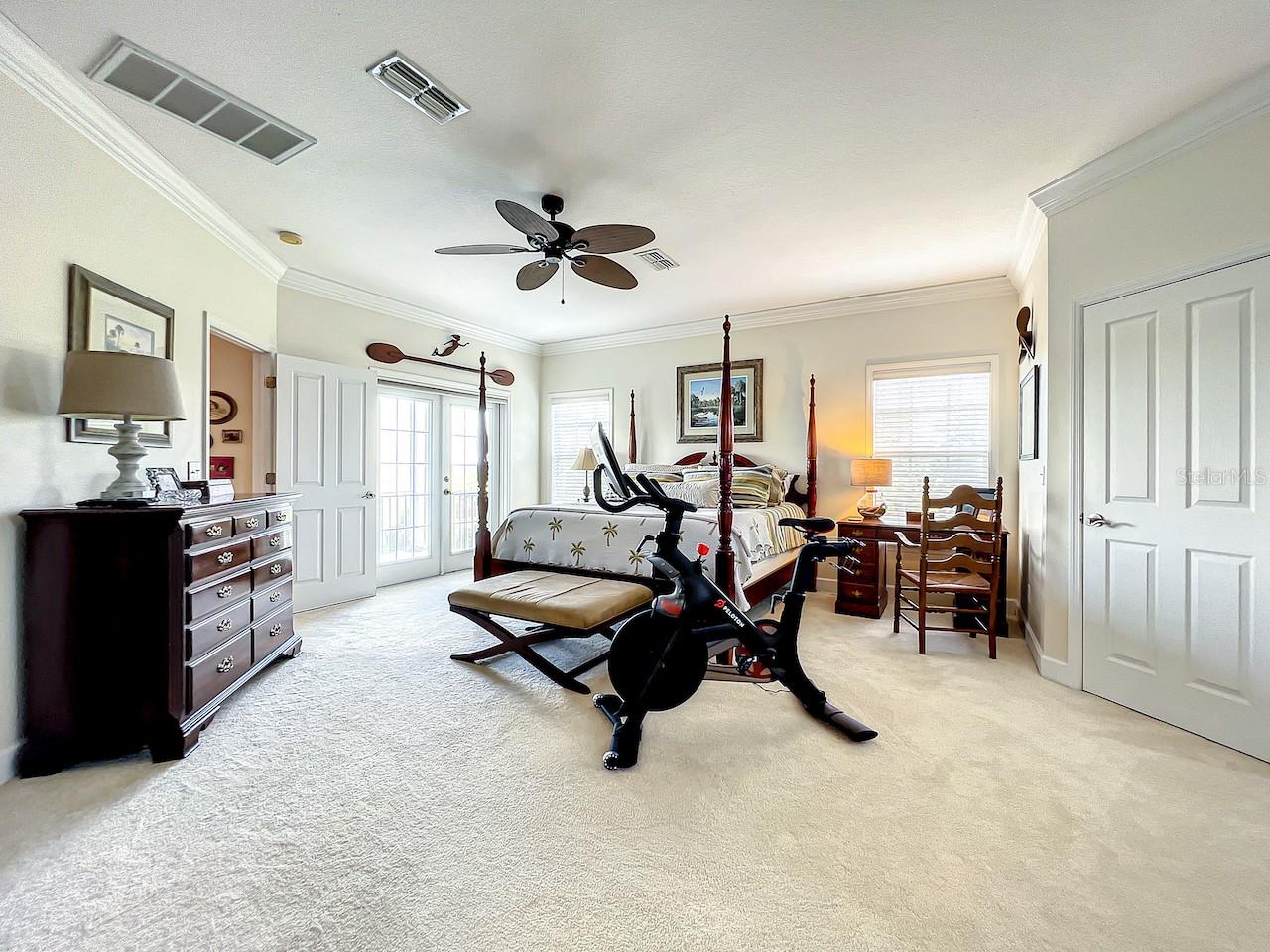 Image 49 of 74 For 4514 Fishman Avenue