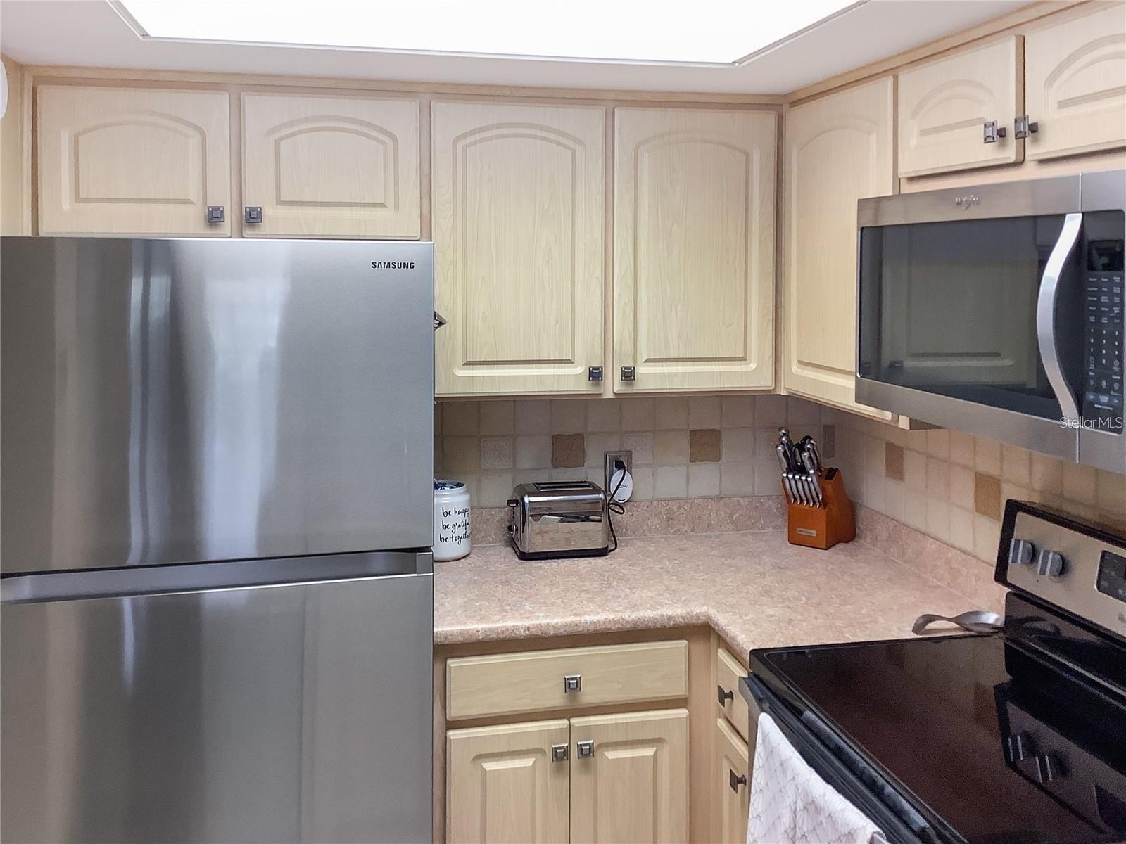 Image 6 of 18 For 4736 Jasper Drive 207