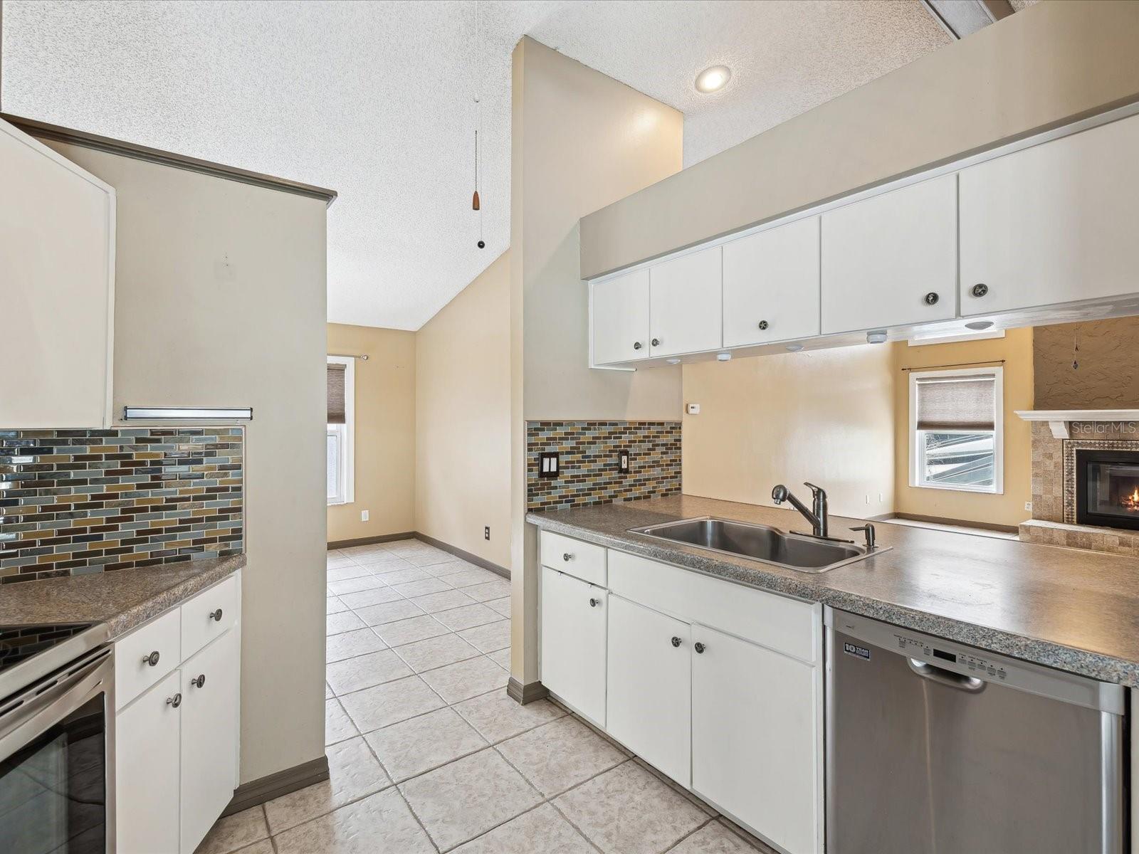 Image 19 of 55 For 5411 Joyner Avenue