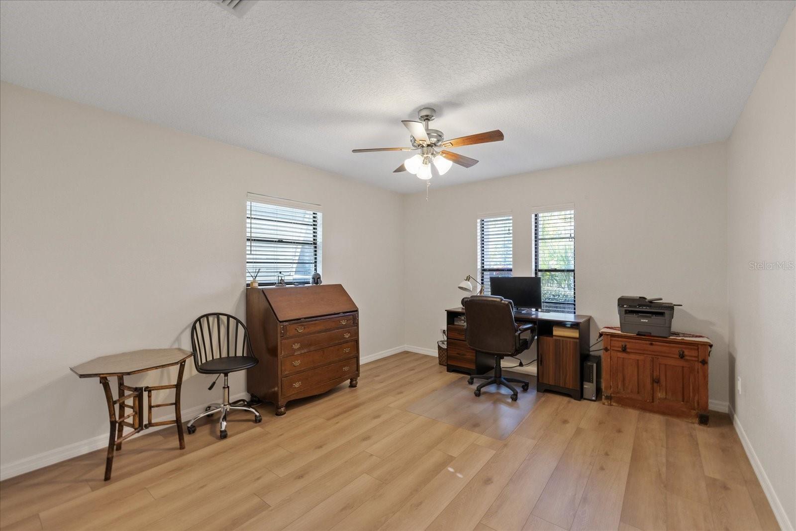 Image 30 of 47 For 4504 Dewey Drive