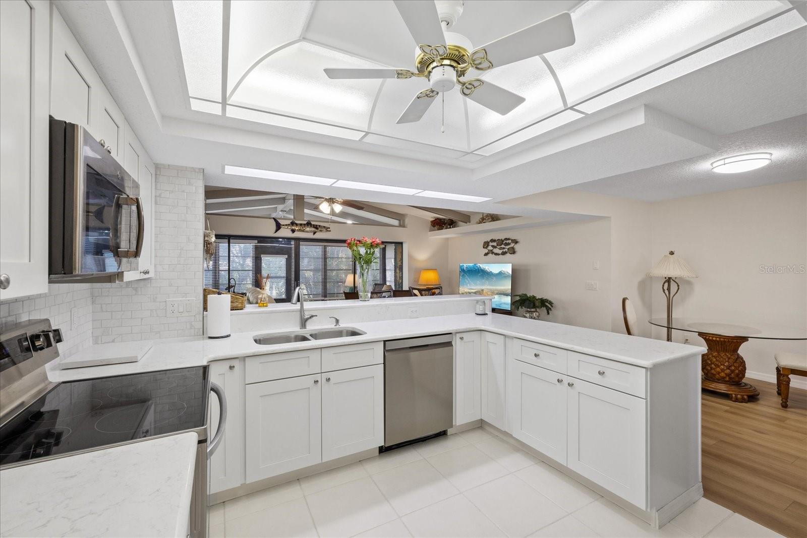 Image 39 of 47 For 4504 Dewey Drive