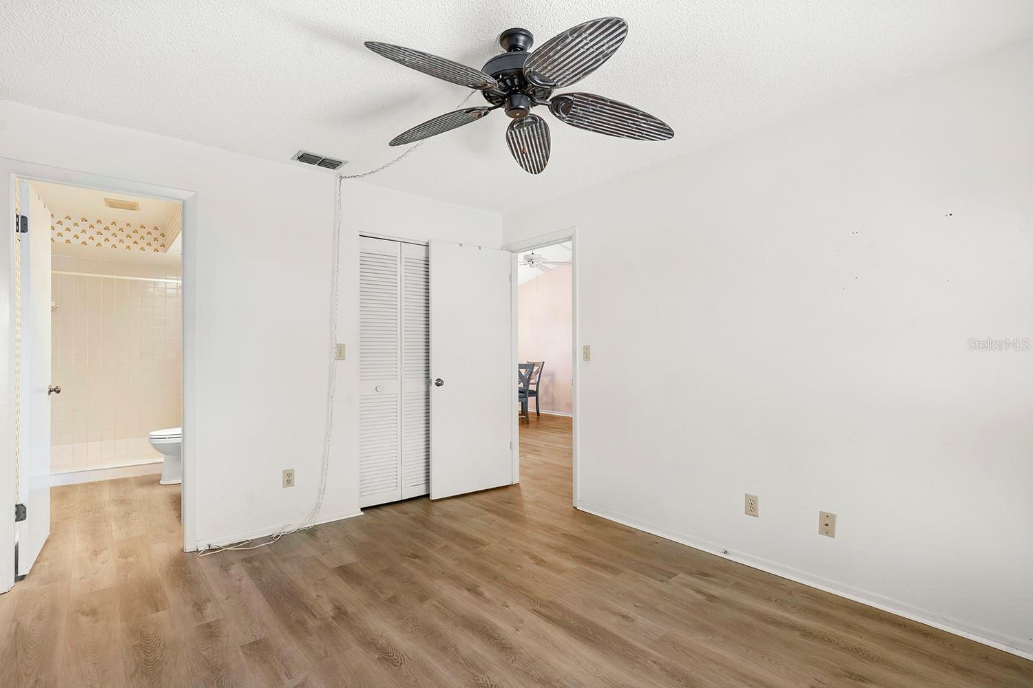 Image 17 of 33 For 10780 43rd Street N 702