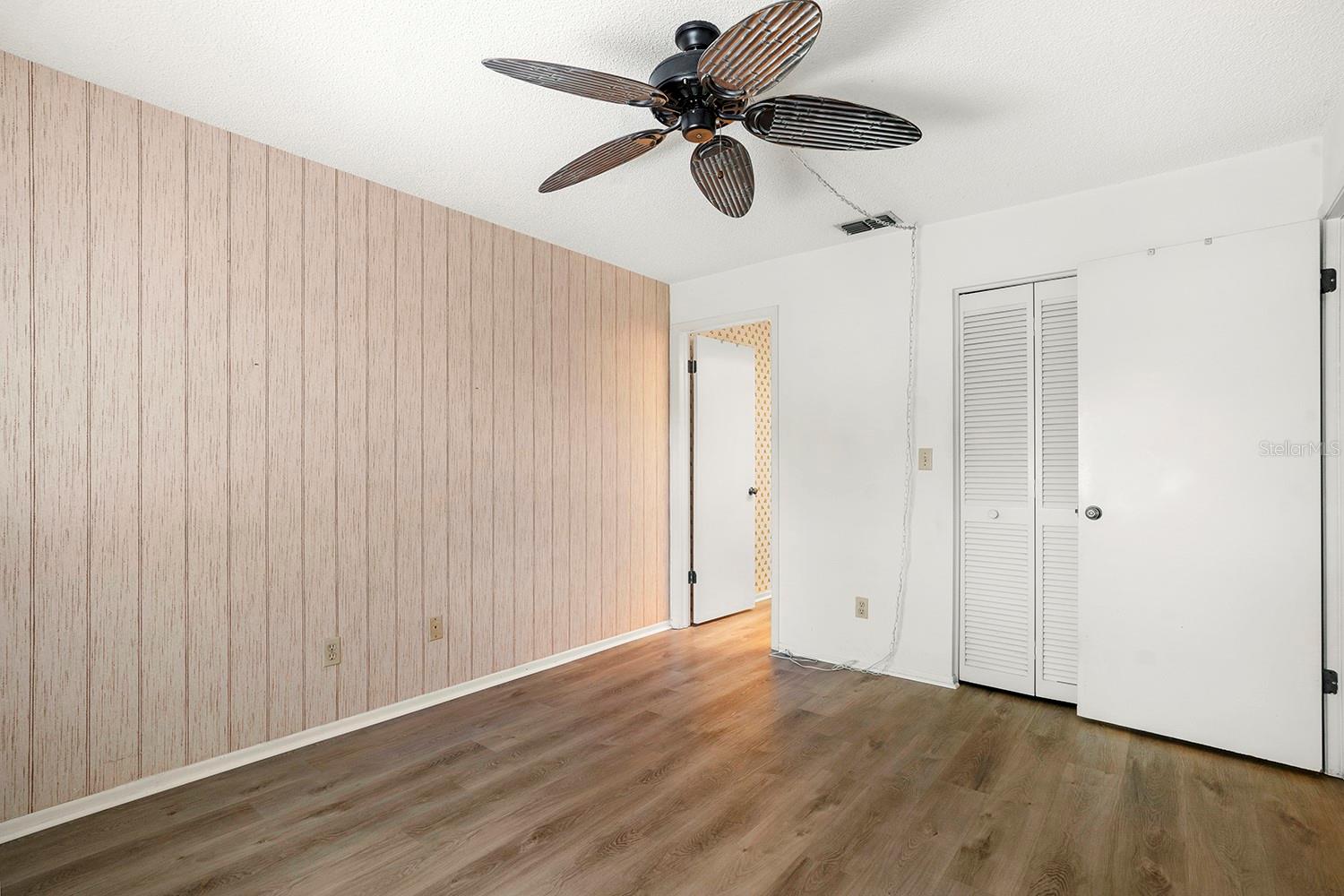 Image 18 of 33 For 10780 43rd Street N 702