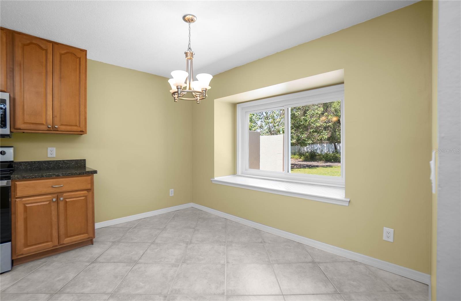 Image 13 of 51 For 3495 Foxwood Court