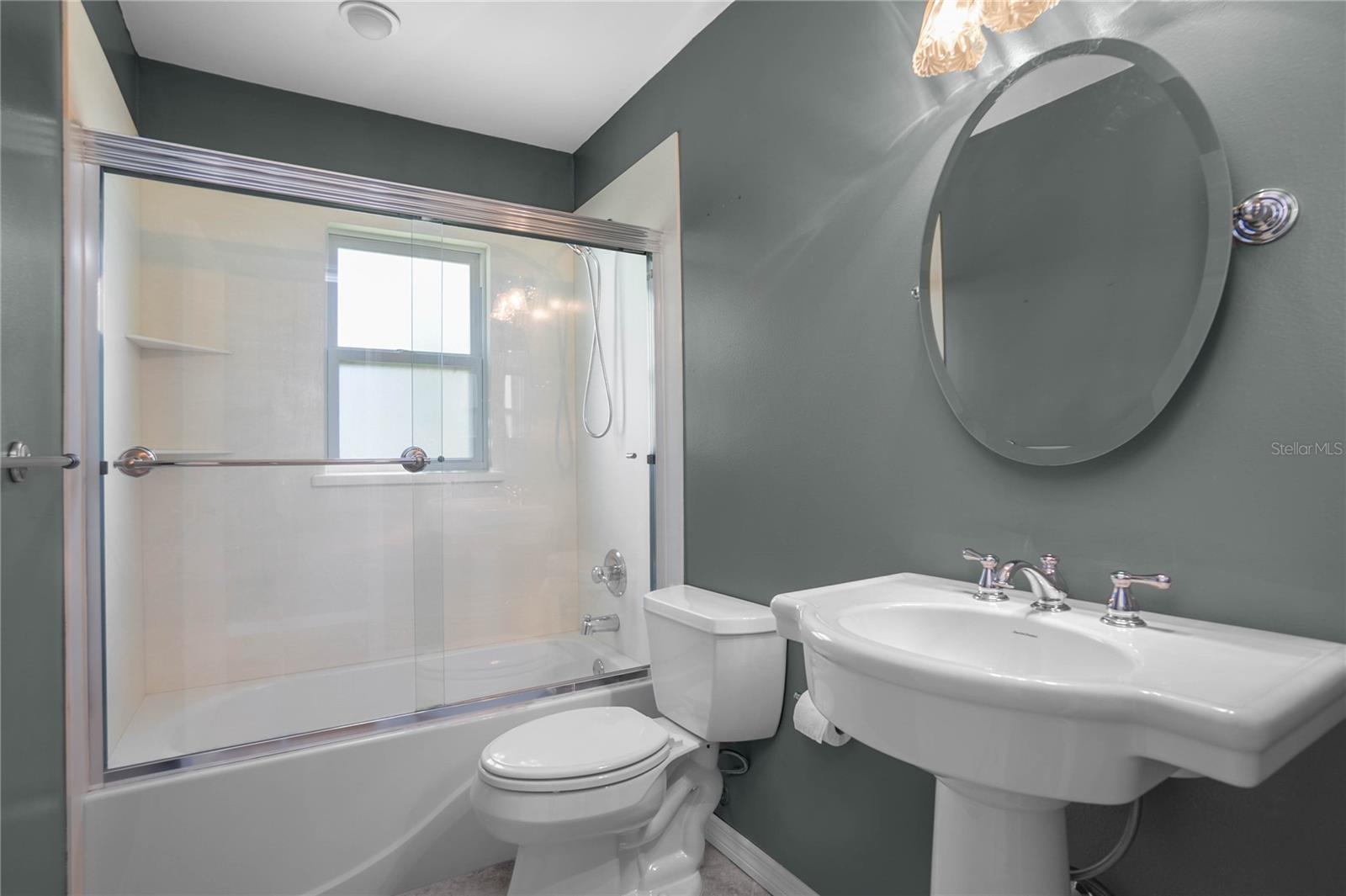 Image 29 of 51 For 3495 Foxwood Court