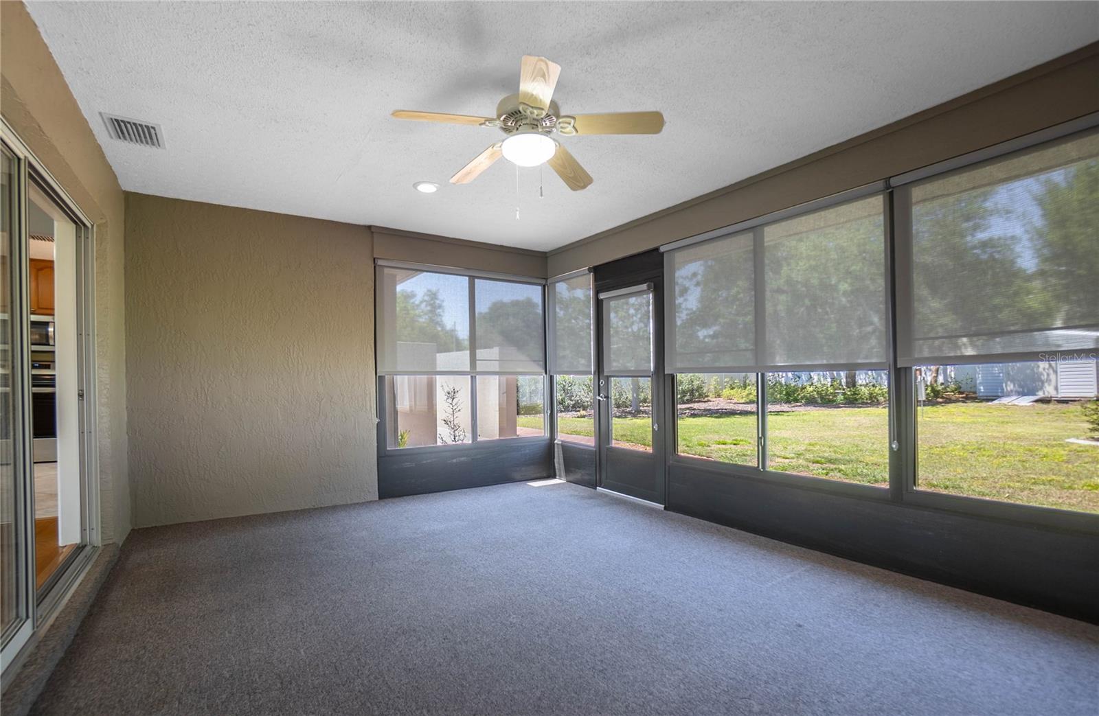 Image 33 of 51 For 3495 Foxwood Court