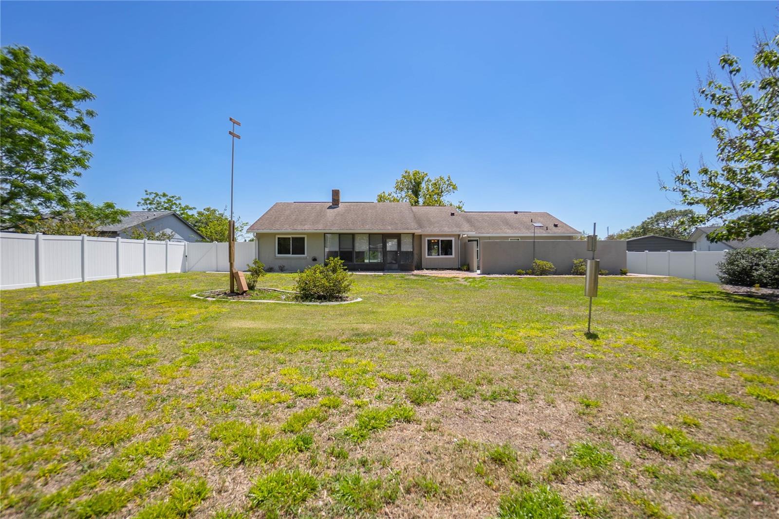 Image 37 of 51 For 3495 Foxwood Court