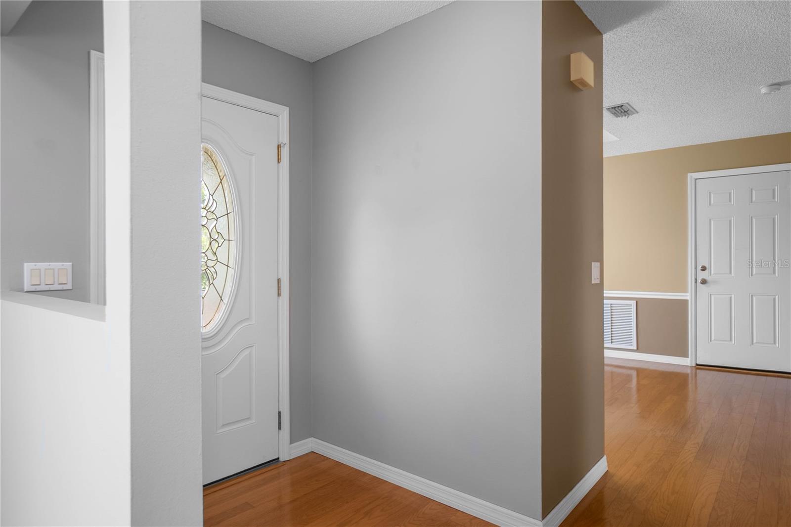 Image 7 of 51 For 3495 Foxwood Court
