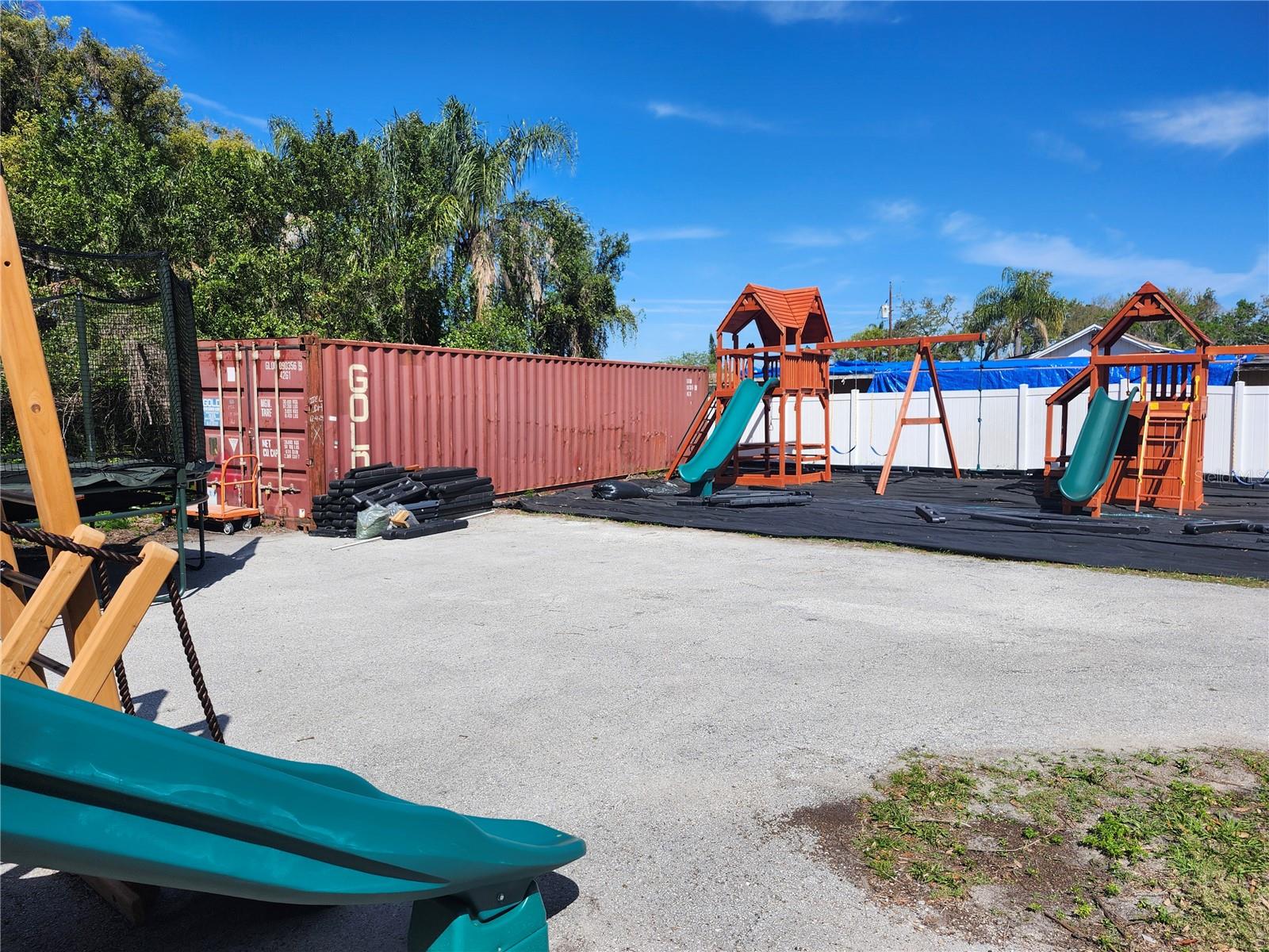Image 12 of 18 For 1901 Sligh Avenue