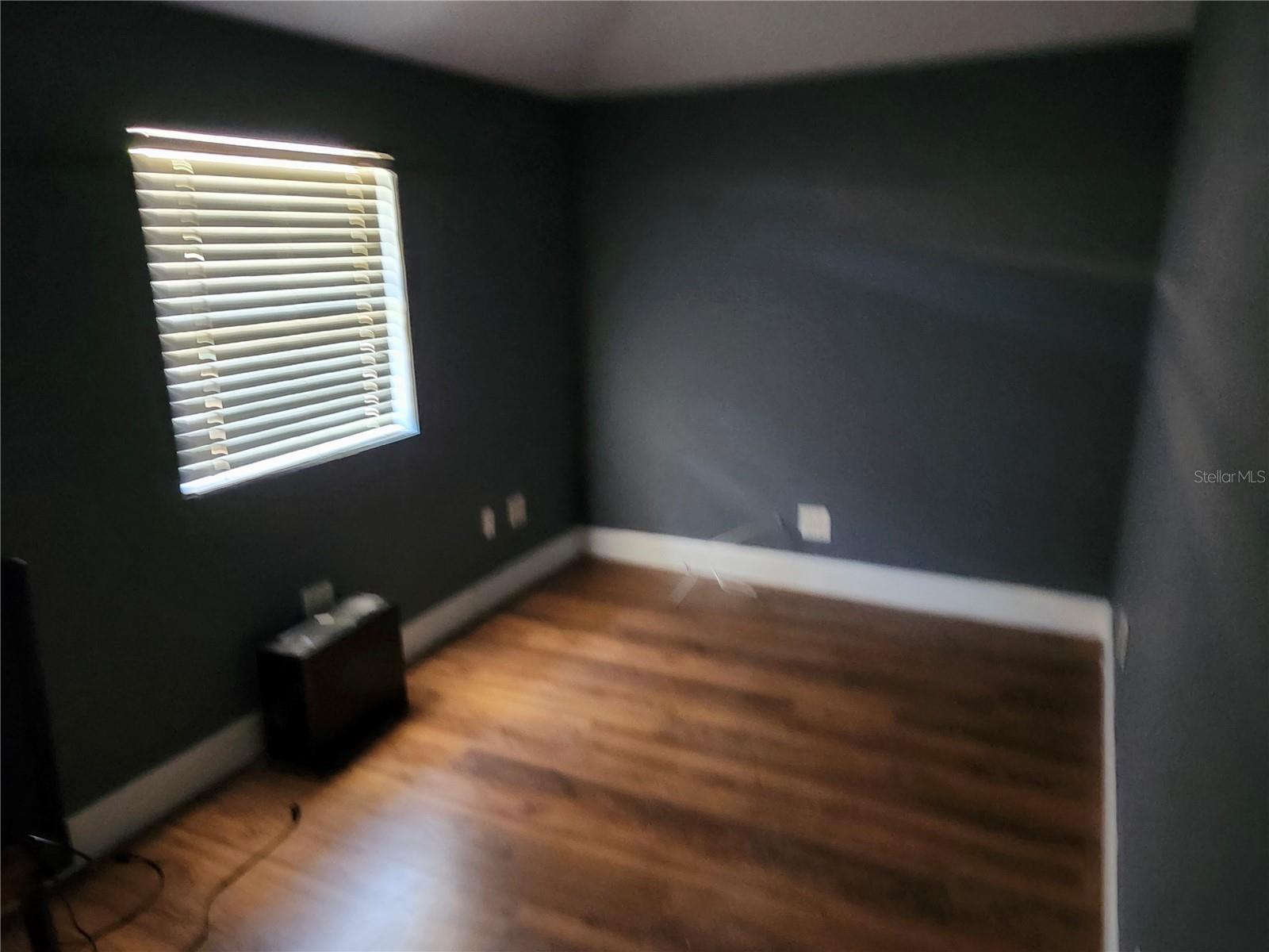 Image 7 of 18 For 1901 Sligh Avenue