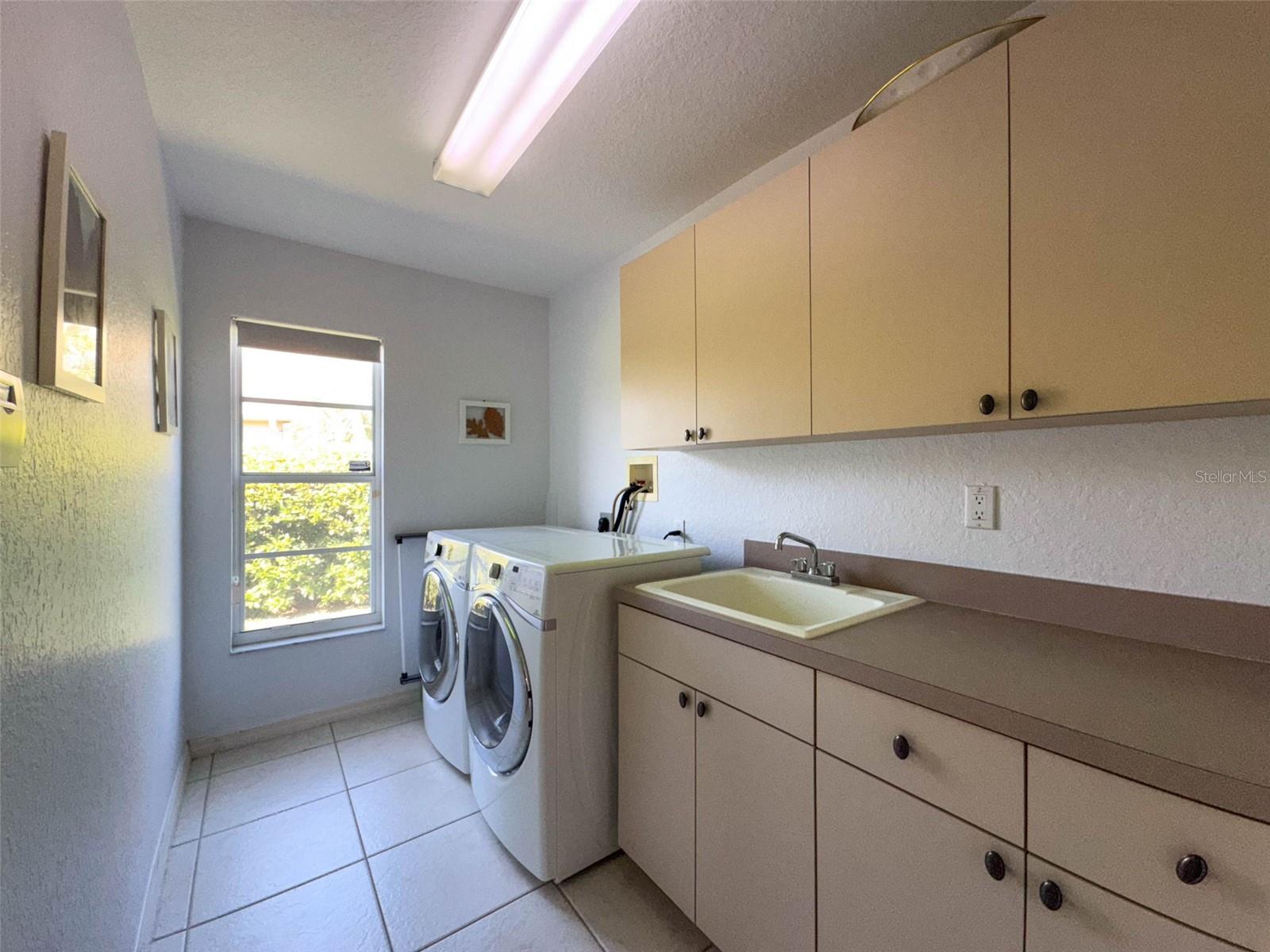 Image 46 of 67 For 8523 Regal Lane