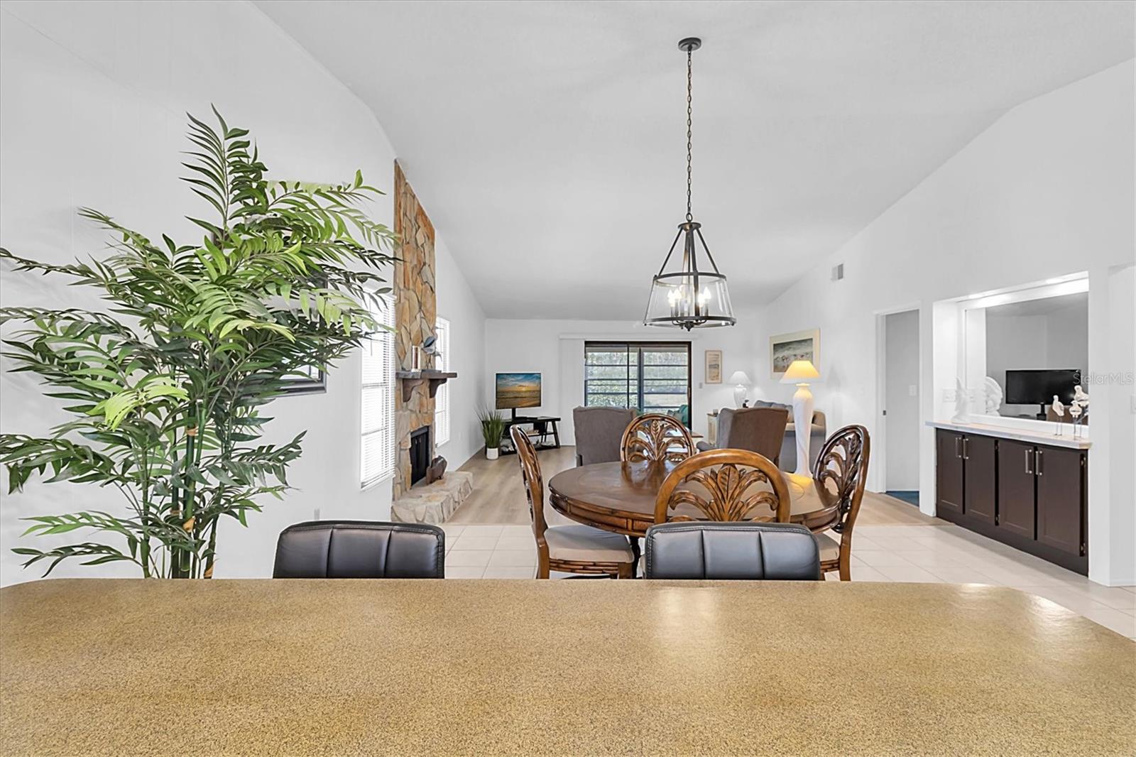 Image 15 of 40 For 9970 Eagles Point Circle 3