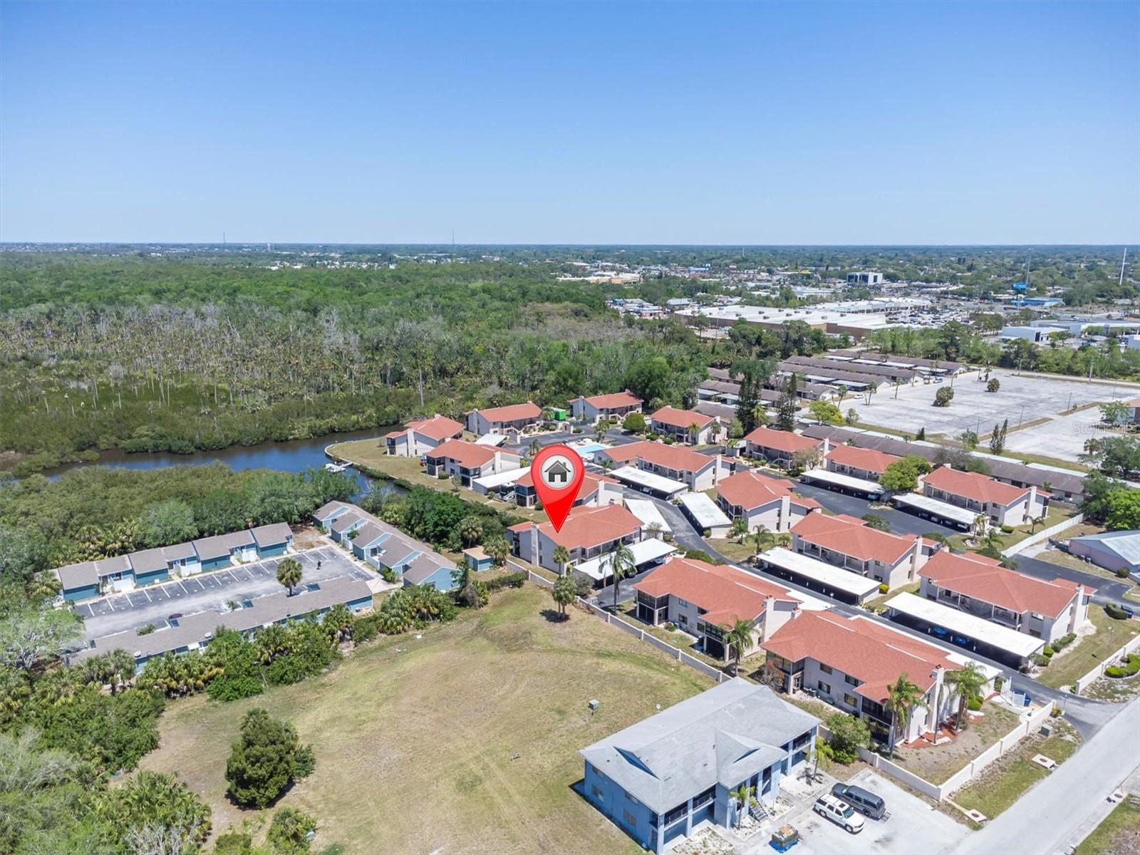 Image 32 of 40 For 9970 Eagles Point Circle 3