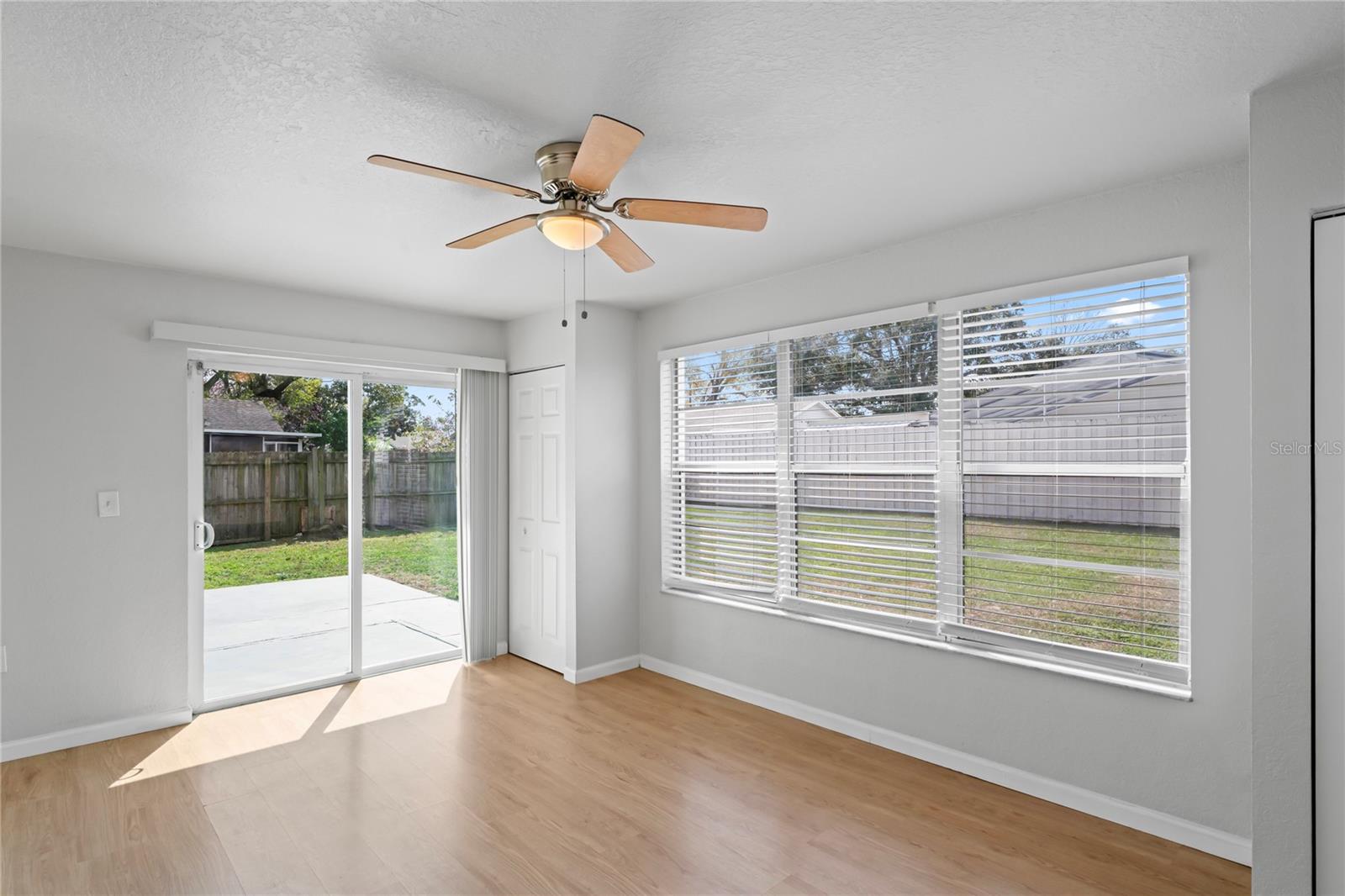 Image 10 of 23 For 3141 Loomis Drive