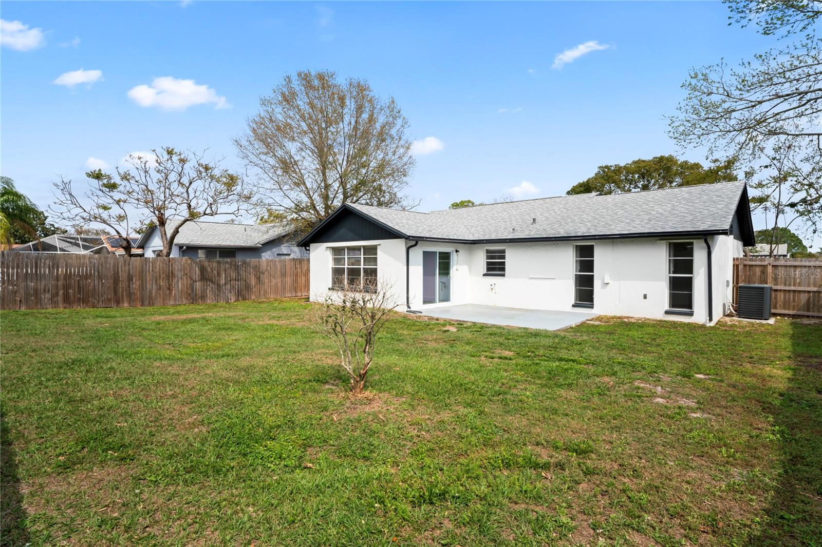 Image 20 of 23 For 3141 Loomis Drive
