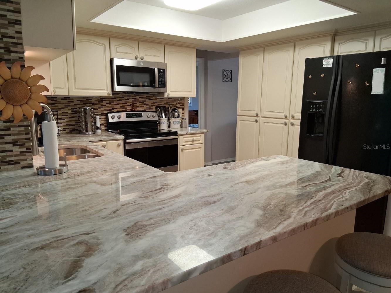Listing photo id 10 for 7508 Cypress Knee Drive