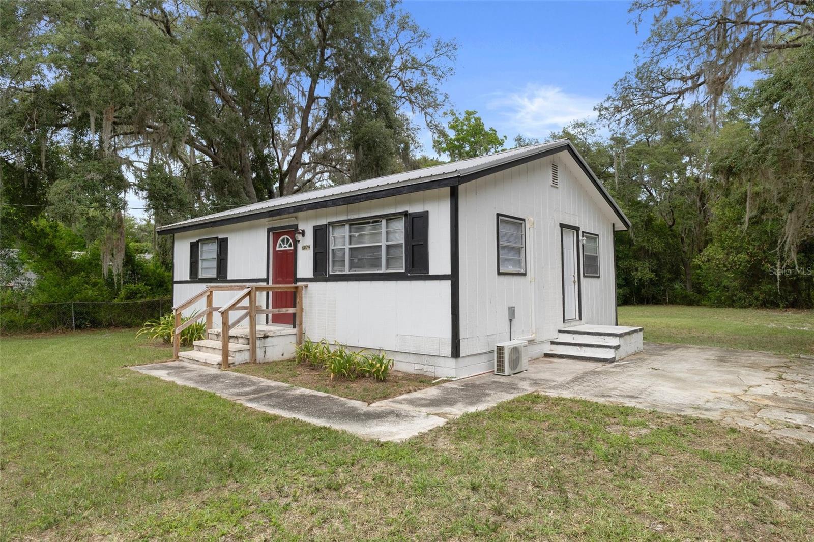 Image 4 of 38 For 6079 Blue Bream Terrace