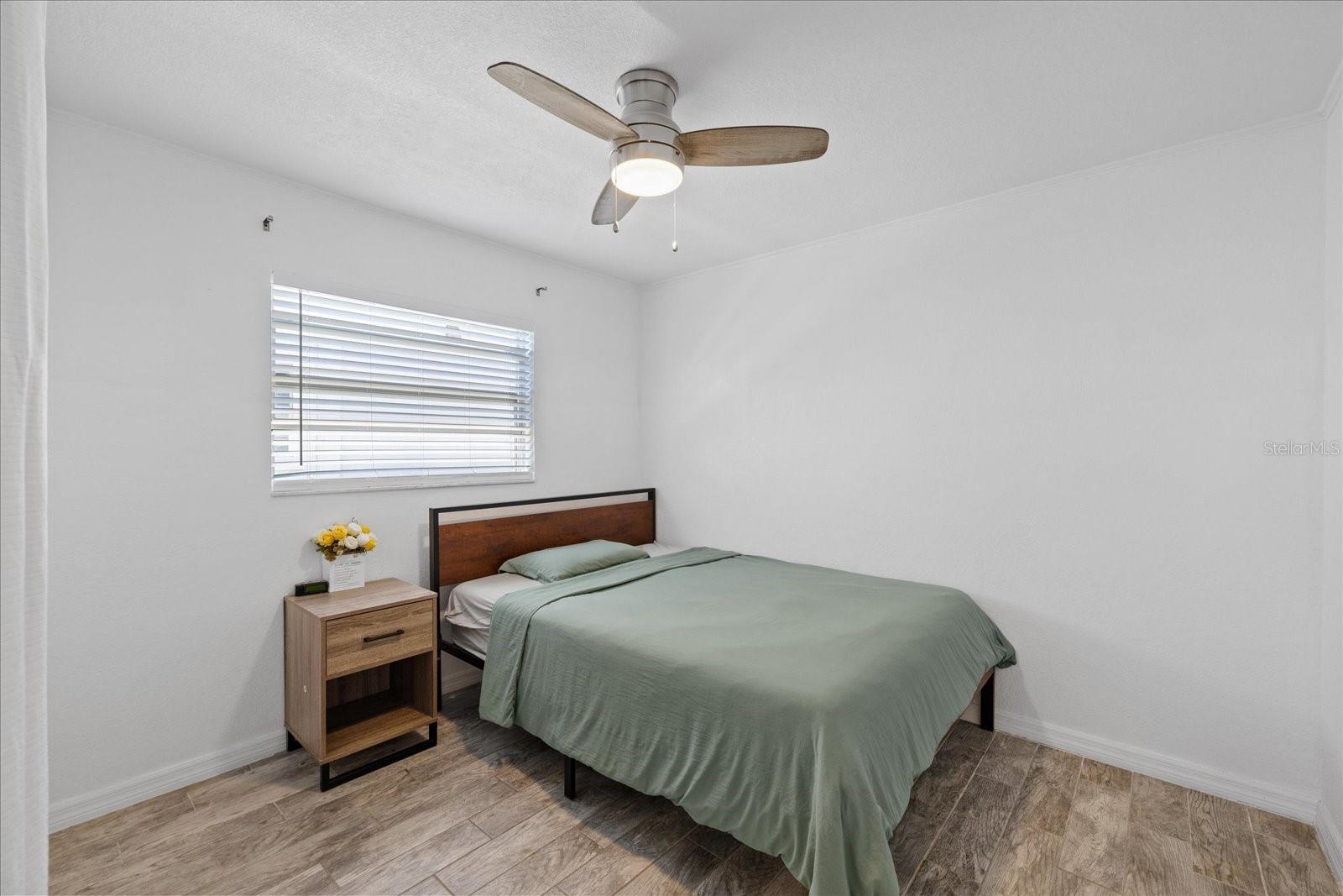Listing photo id 25 for 5106 Blue Heron Drive