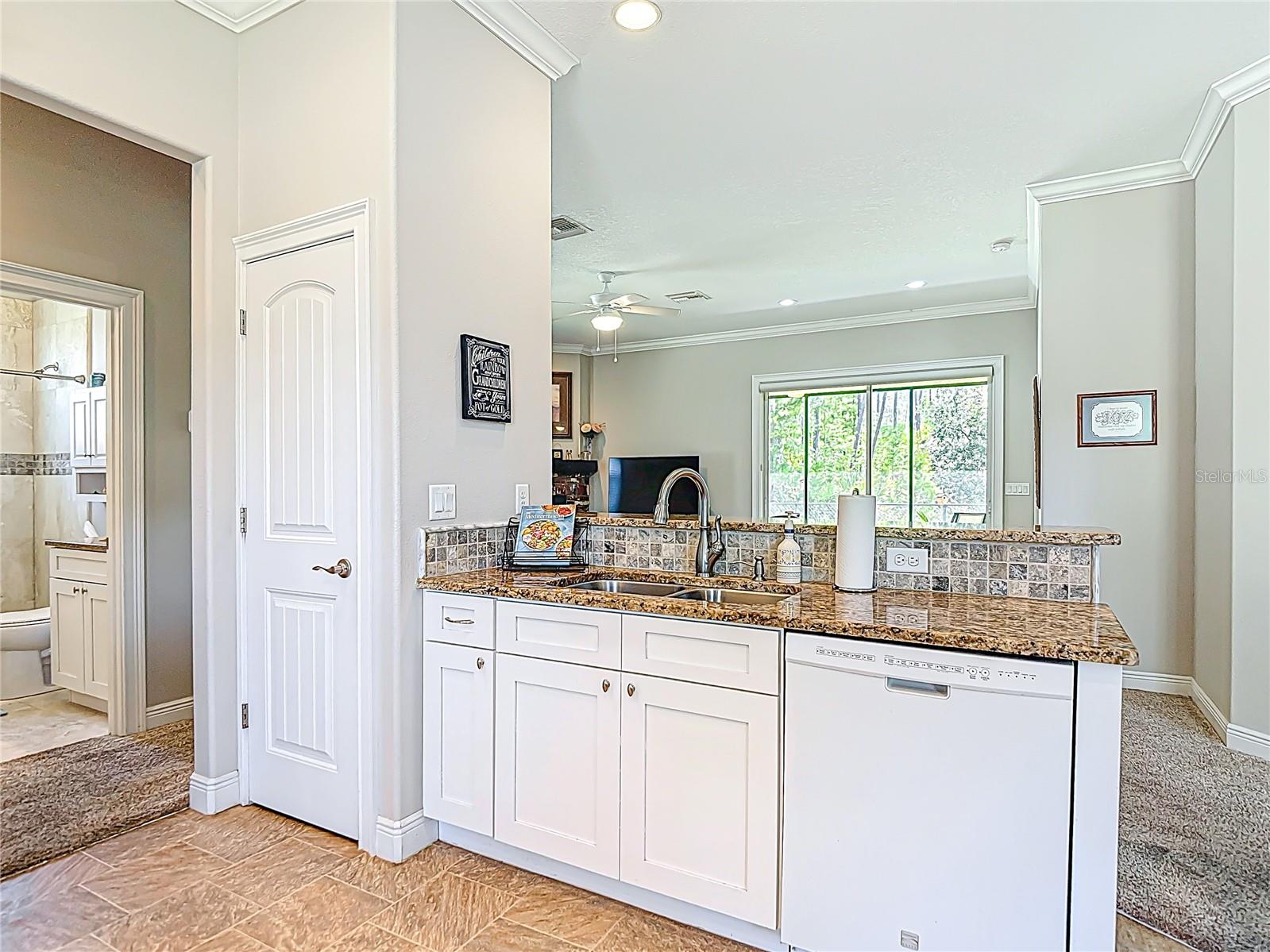 Image 13 of 64 For 9363 Deer Park Drive