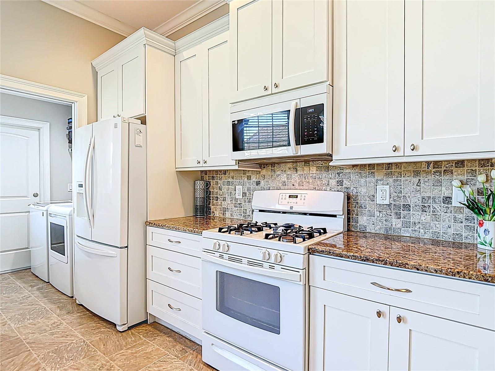 Image 16 of 64 For 9363 Deer Park Drive