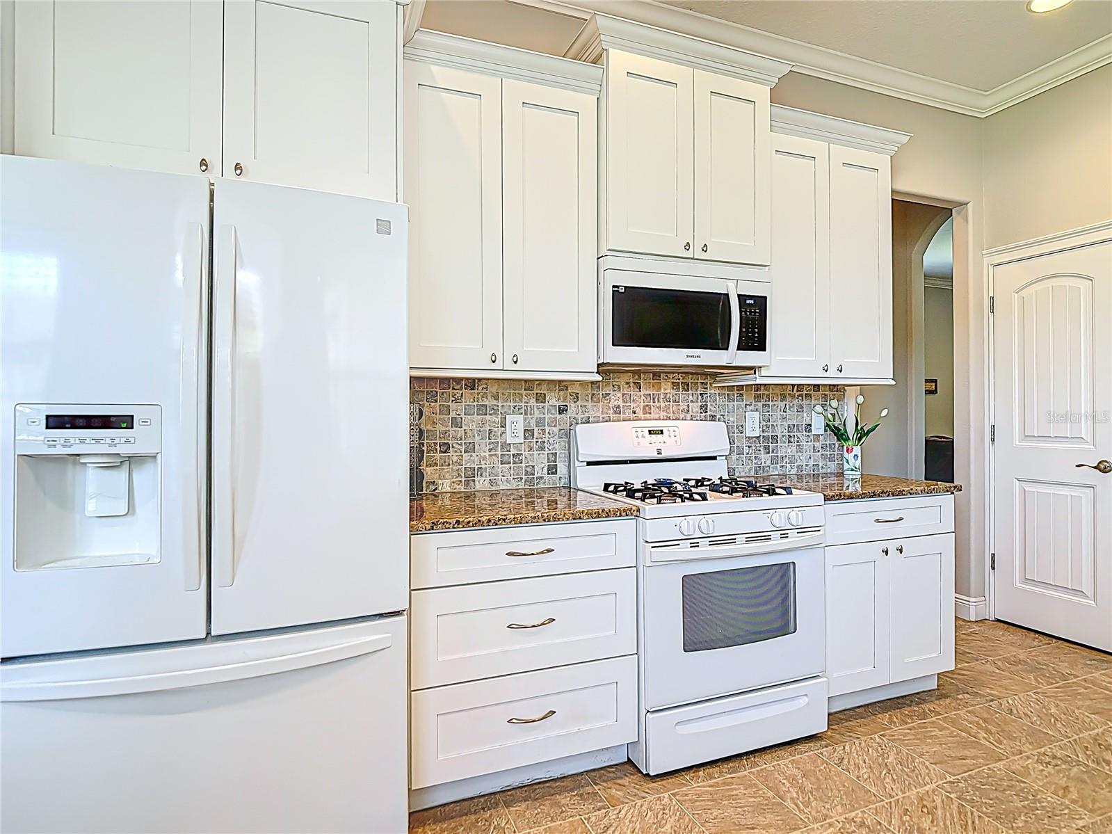 Image 17 of 64 For 9363 Deer Park Drive