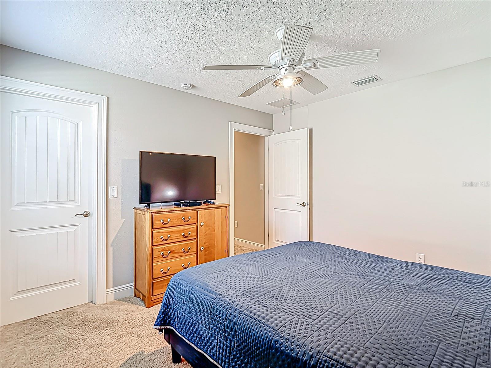 Image 36 of 64 For 9363 Deer Park Drive