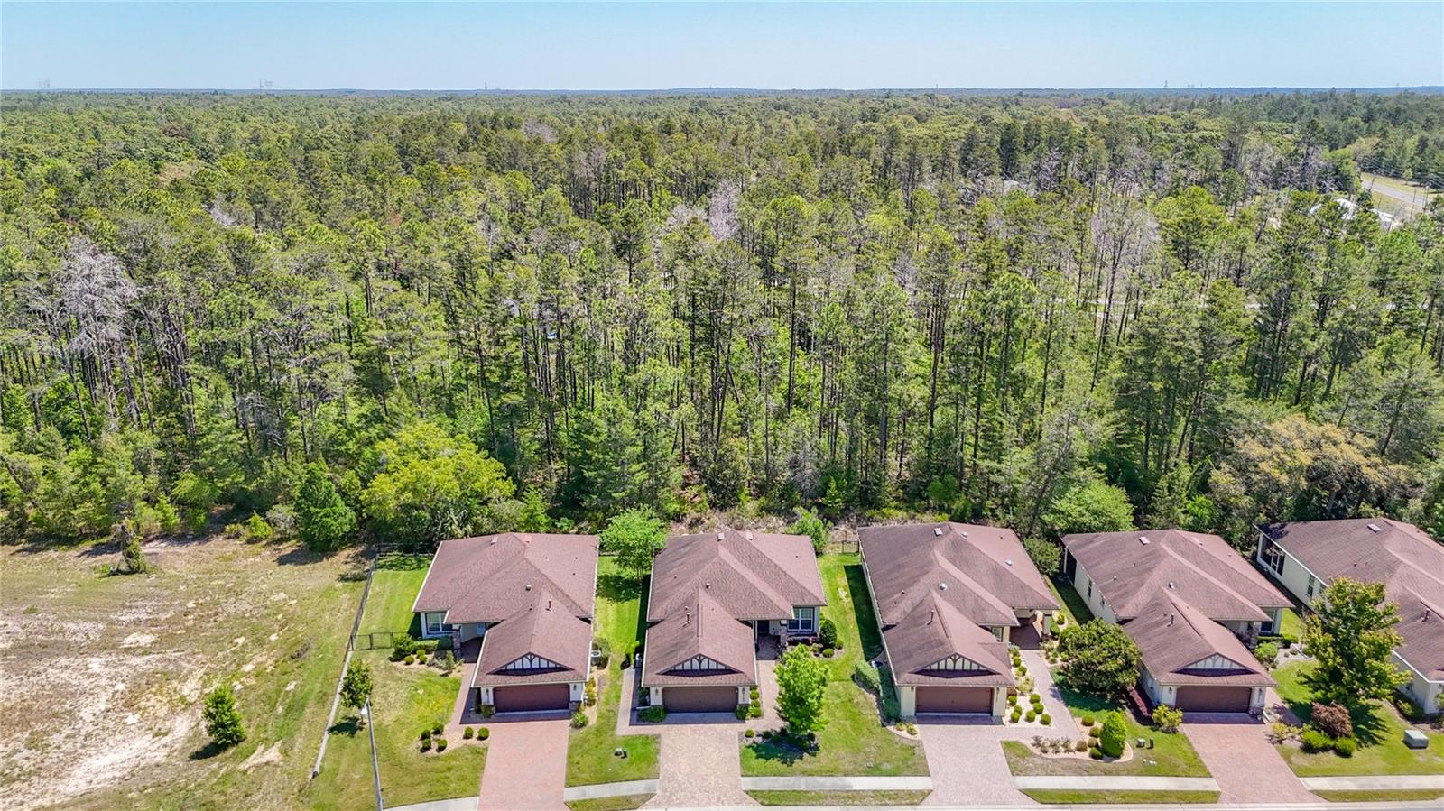 Image 7 of 64 For 9363 Deer Park Drive