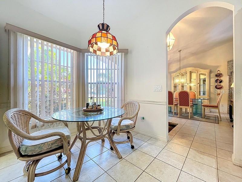 Image 11 of 25 For 3054 Oakbrook Circle