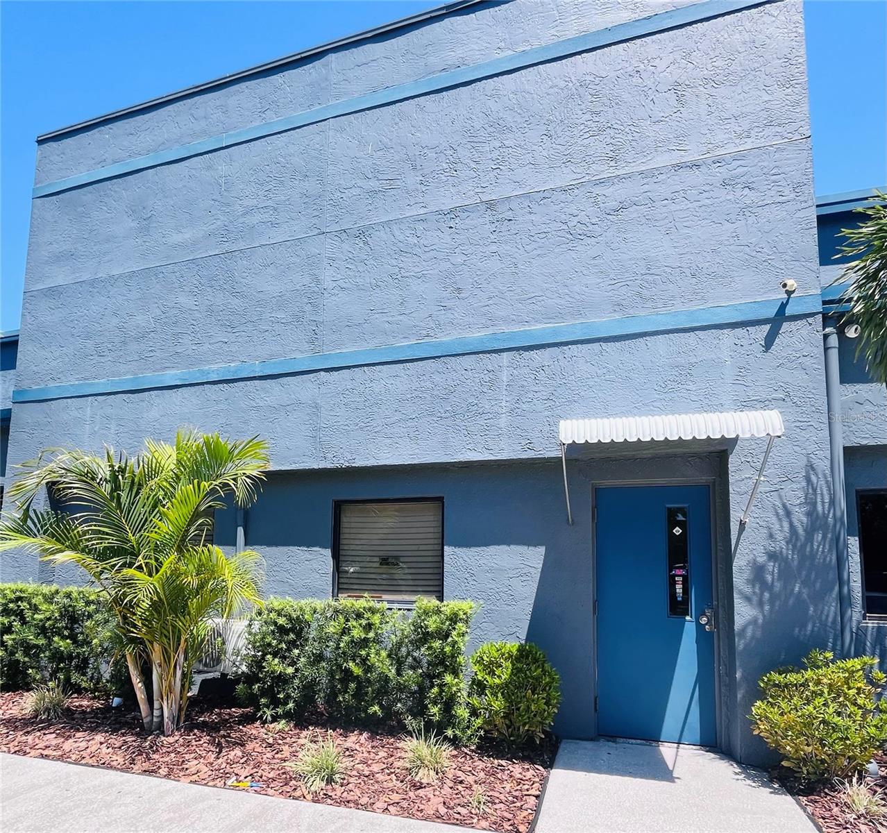 Listing photo id 0 for 6935 Ridge Road