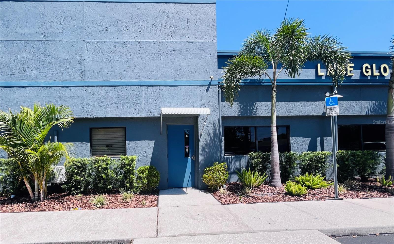 Listing photo id 2 for 6935 Ridge Road