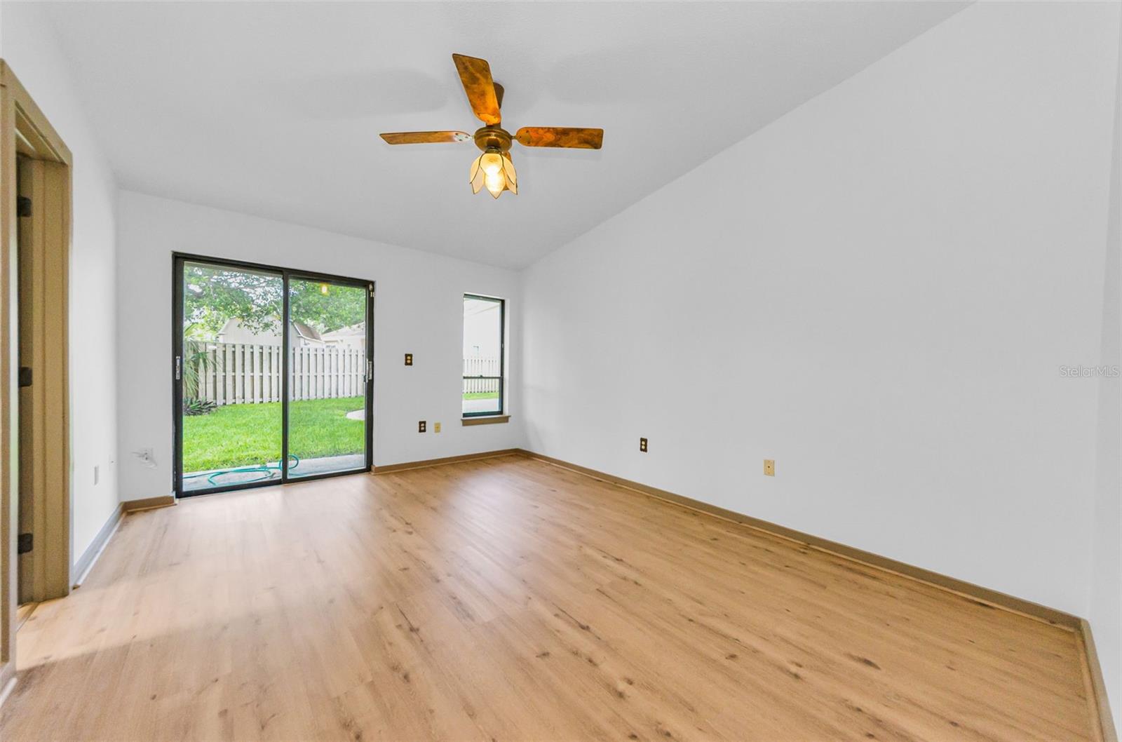 Image 34 of 100 For 1412 Wexford Drive N