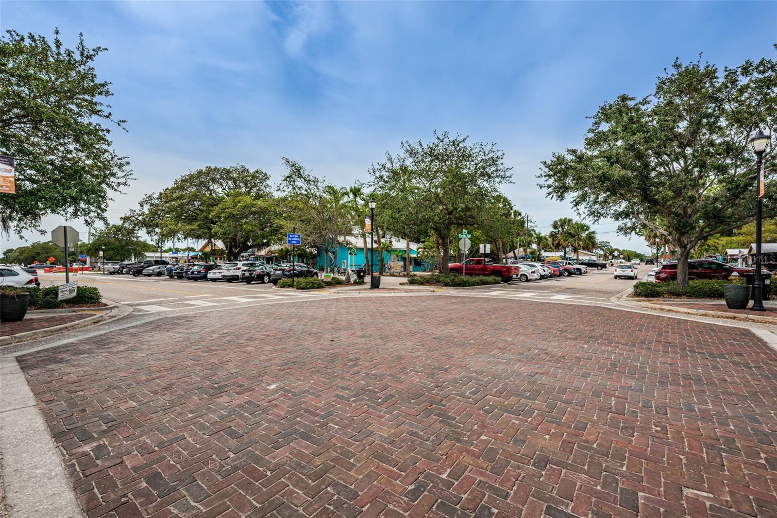 Image 57 of 100 For 1412 Wexford Drive N