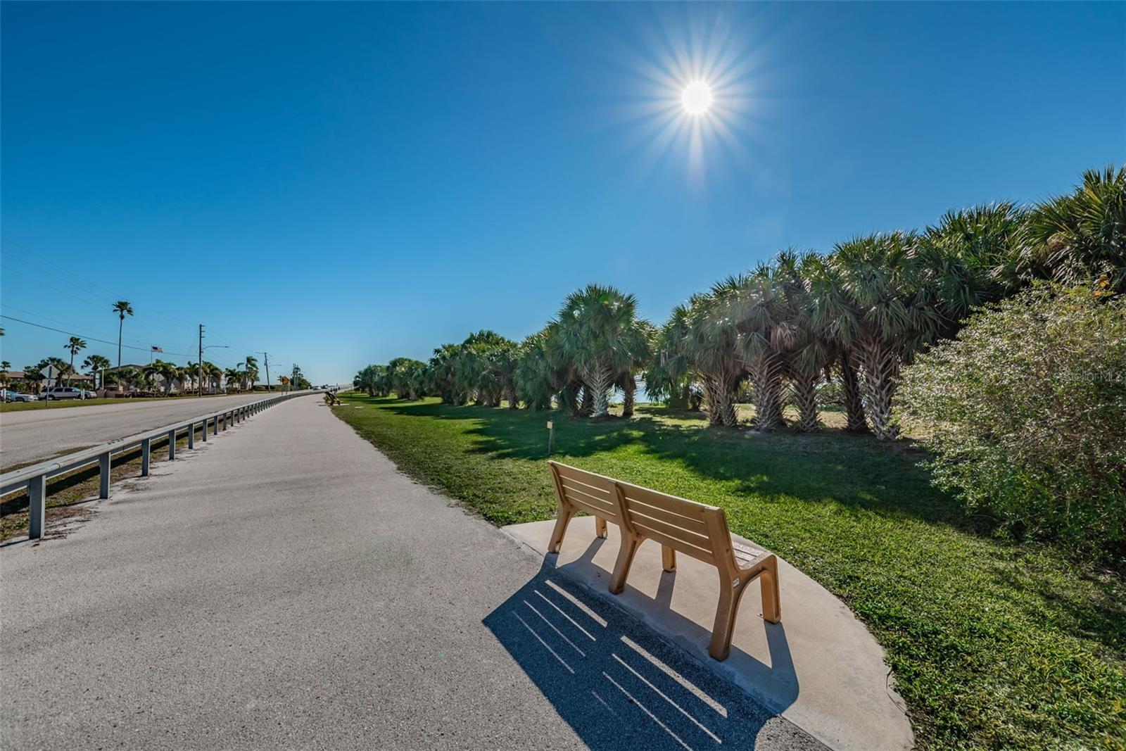Image 75 of 100 For 1412 Wexford Drive N