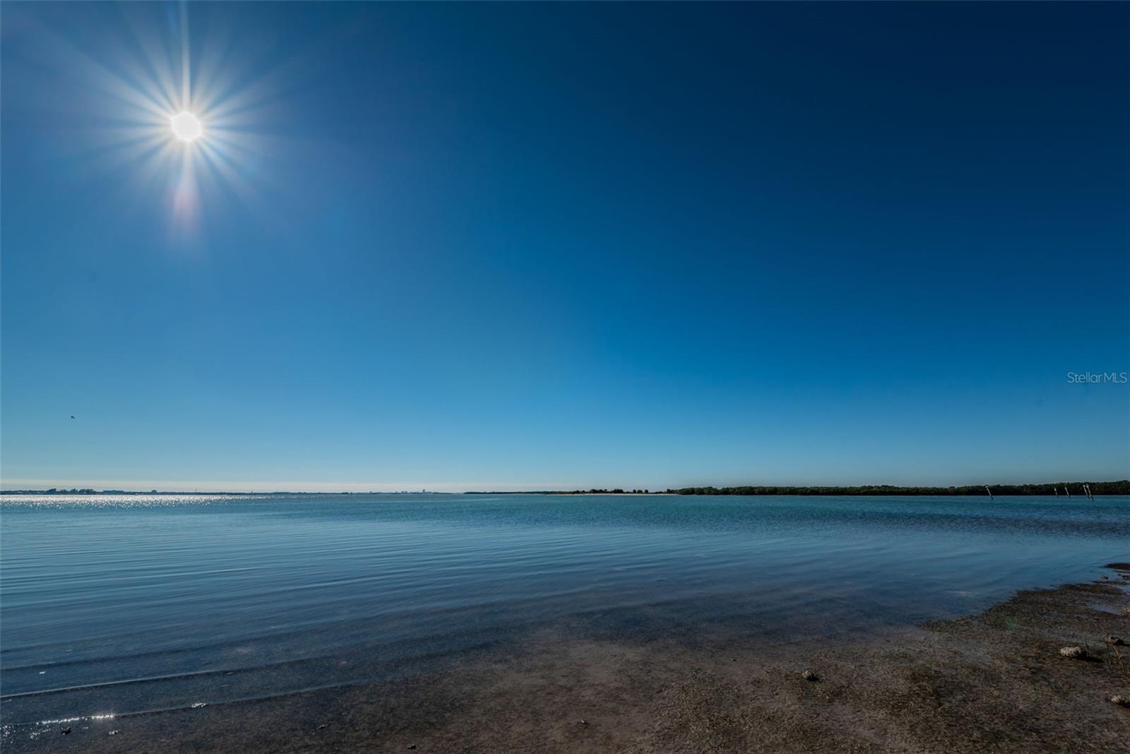 Image 77 of 100 For 1412 Wexford Drive N