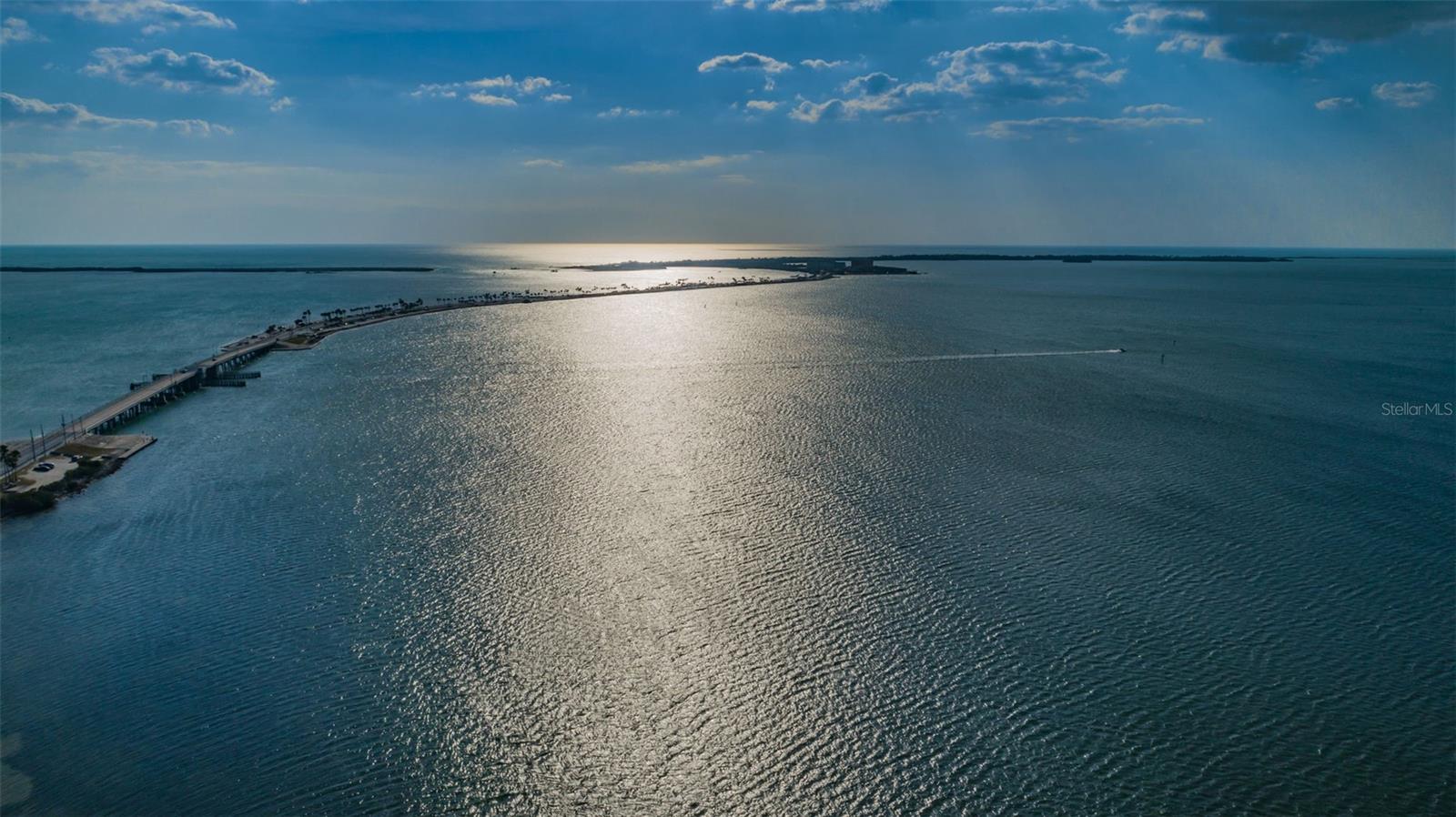 Image 91 of 100 For 1412 Wexford Drive N