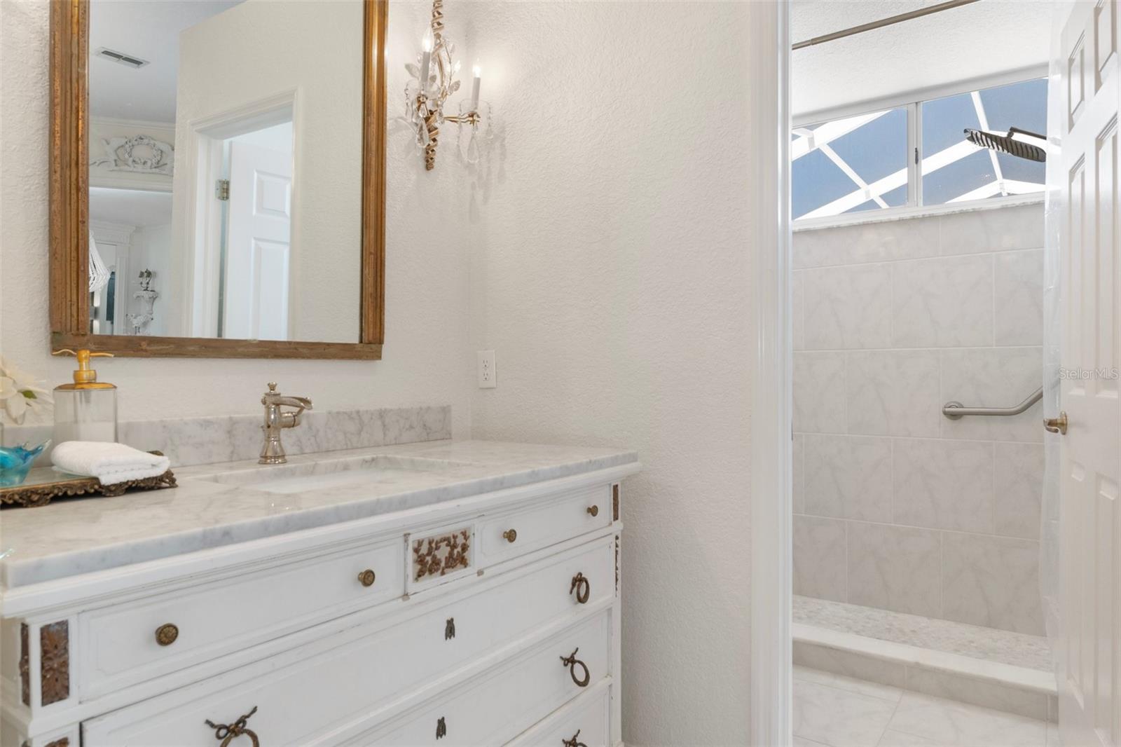 Image 27 of 72 For 9400 New Orleans Drive