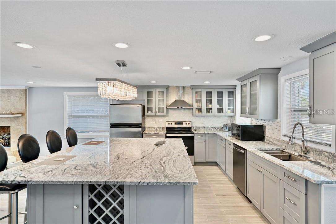 Image 13 of 31 For 5404 Quist Drive