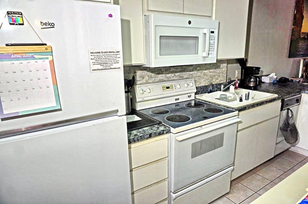Image 14 of 34 For 1881 Mazo Manor I-6