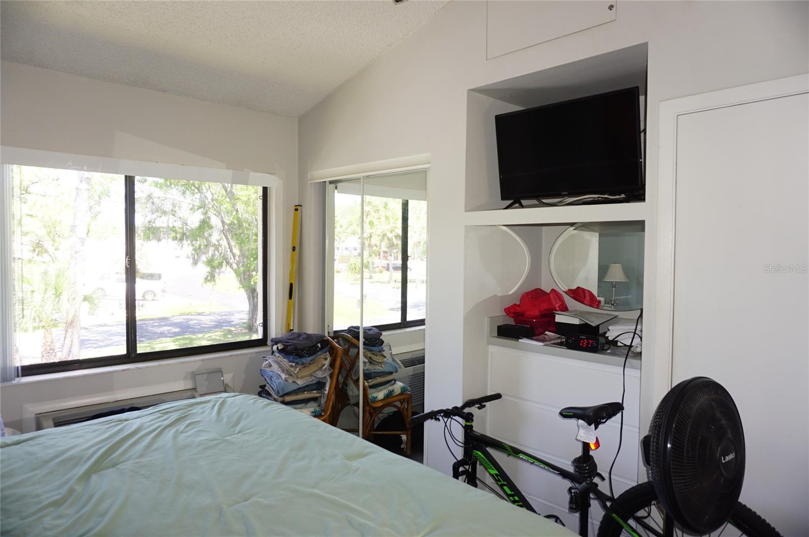 Image 18 of 34 For 1881 Mazo Manor I-6
